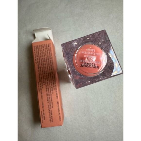 DEAR.A Hydro Dewy Tint 1.8g. 01. Peach Amber - Picture 4 of 5